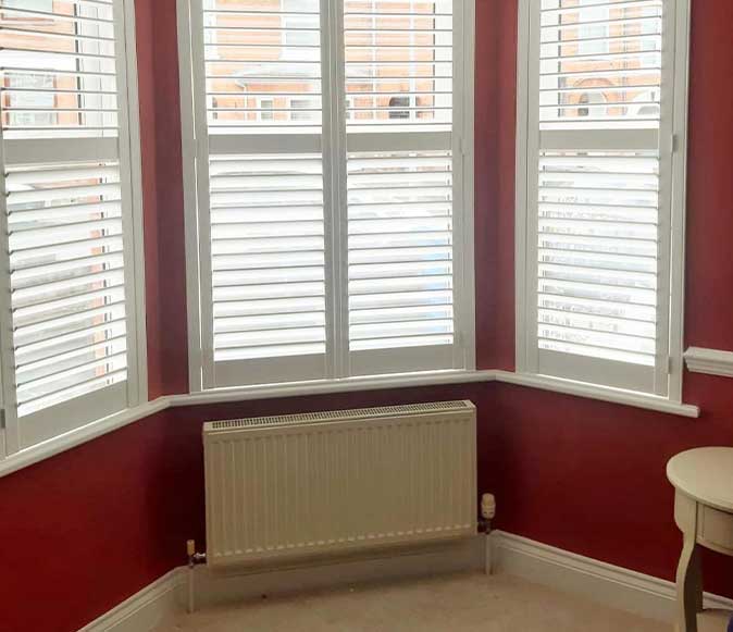 COlchester Shutter COmpany Full Height Shutters Image Features and Benefits Category Page